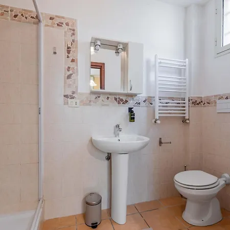 Apartment Casa - La Casetta Di Vale Rome